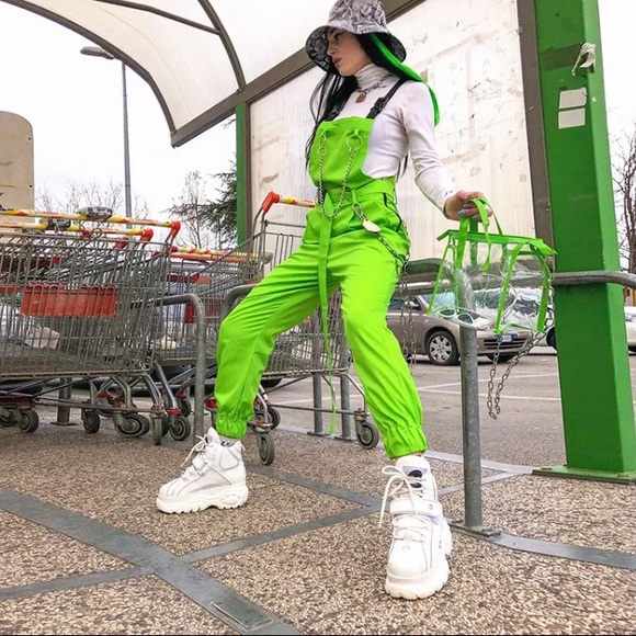 Neon green cargo jumpsuit chain buckle - Picture 3 of 6